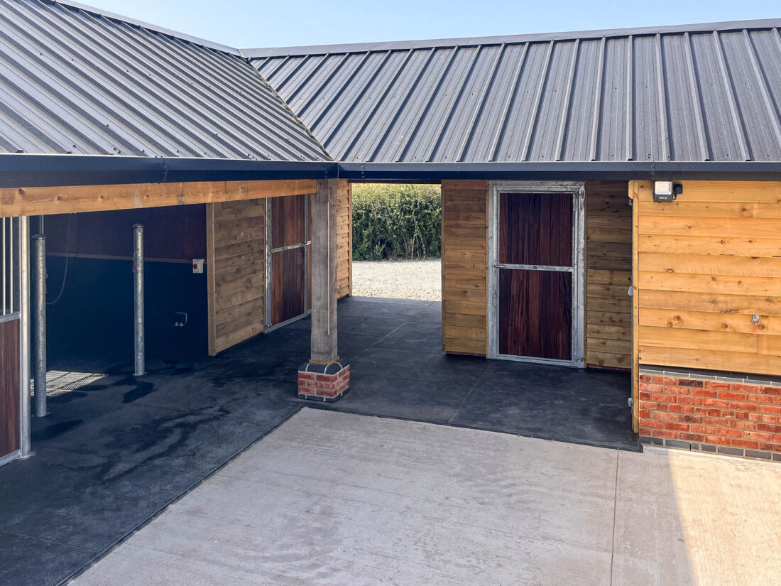 stable block construction facilities